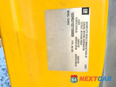 Zdjęcie 13 z 14 samochodu: 2007 GMC SAVANA BOX TRUCK VIN:1GDHG31U271900688 - miniatura
