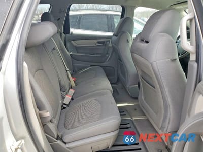 Zdjęcie 11 z 12 samochodu: 2017 CHEVROLET TRAVERSE LS VIN:1GNKRFKD4HJ309534 - miniatura