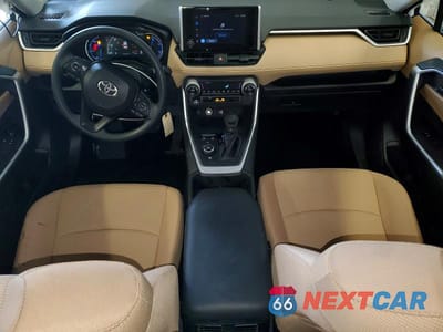 Zdjęcie 8 z 12 samochodu: 2025 TOYOTA RAV4 LE VIN:JTMMWRFV9SD325023 - miniatura