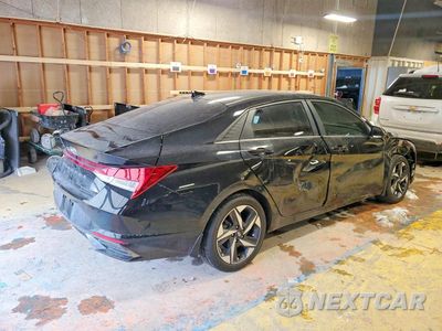 Trzecie zdjęcie samochodu z tyłu: 2022 HYUNDAI ELANTRA SEL VIN:KMHLN4AG5NU251254 - miniatura