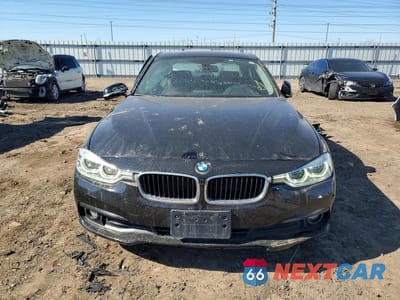 Piąte zdjęcie samochodu w środku: 2018 BMW 320 XI VIN:WBA8A3C52JA505278 - miniatura