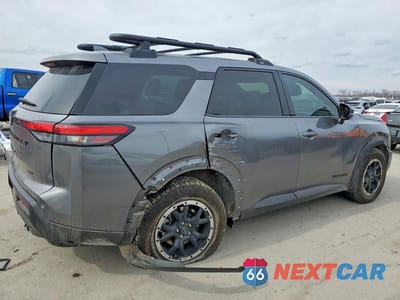 Trzecie zdjęcie samochodu z tyłu: 2024 NISSAN PATHFINDER ROCK CREEK VIN:5N1DR3BD1RC305927 - miniatura