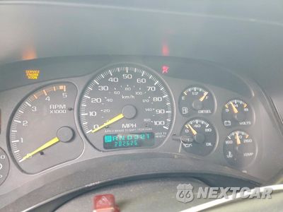 Zdjęcie 9 z 12 samochodu: 2001 CHEVROLET SILVERADO FLATBED TRUCK VIN:1GBJC34151F135588 - miniatura