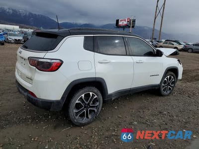 Trzecie zdjęcie samochodu z tyłu: 2023 JEEP COMPASS LIMITED VIN:3C4NJDCN8PT552361 - miniatura