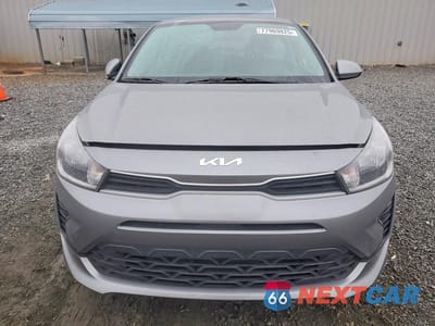 Piąte zdjęcie samochodu w środku: 2023 KIA RIO VIN:3KPA24AD1PE592680 - miniatura