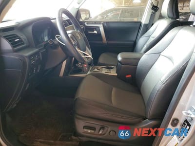 Zdjęcie 7 z 11 samochodu: 2021 TOYOTA 4RUNNER SR5 PREMIUM VIN:JTENU5JR8M5872547 - miniatura