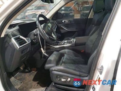 Zdjęcie 7 z 12 samochodu: 2024 BMW X7 XDRIVE40I VIN:5UX23EM07R9V99378 - miniatura