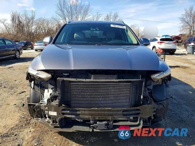 Piąte zdjęcie samochodu w środku: 2020 HYUNDAI SANTA FE SEL VIN:5NMS33AD4LH175083 - miniatura