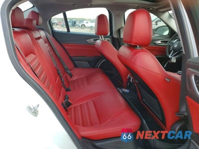 Zdjęcie 10 z 11 samochodu: 2018 ALFA ROMEO GIULIA TI VIN:ZARFAECN5J7579562 - miniatura