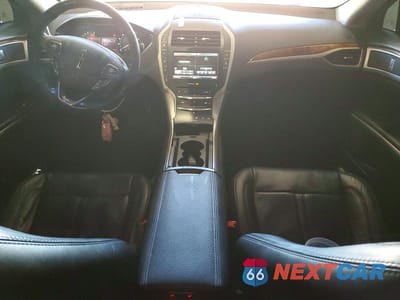 Zdjęcie 8 z 12 samochodu: 2016 LINCOLN MKZ VIN:3LN6L2GK0GR606246 - miniatura