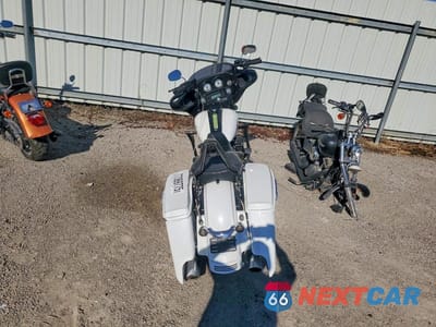 Zdjęcie 6 z 9 samochodu: 2013 HARLEY-DAVIDSON FLHX STREET GLIDE VIN:1HD1KBM11DB639719 - miniatura