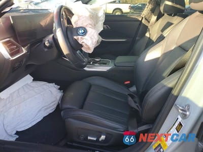 Zdjęcie 7 z 12 samochodu: 2023 BMW 330XE VIN:3MW39FS00P8C94581 - miniatura