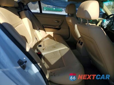 Zdjęcie 10 z 11 samochodu: 2011 BMW 328 I VIN:WBAPH7G51BNN04996 - miniatura