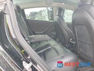 Zdjęcie 10 z 11 samochodu: 2018 TESLA MODEL 3 VIN:5YJ3E1EA4JF179443 - miniatura