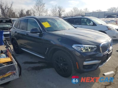 Czwarte zdjęcie samochodu z boku: 2020 BMW X3 XDRIVE30I VIN:5UXTY5C02LLT35406 - miniatura