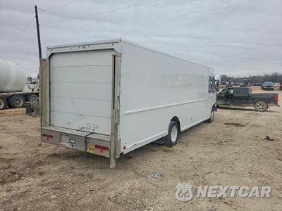 Czwarte zdjęcie samochodu z boku: 2019 FORD F59 DELIVERY TRUCK VIN:1F66F5KY7K0A01614 - miniatura