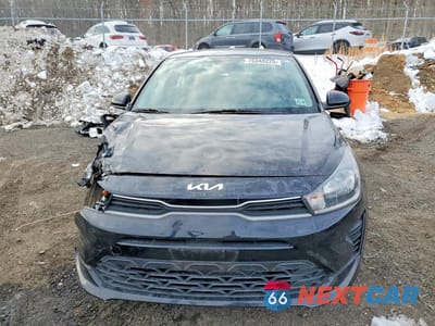 Piąte zdjęcie samochodu w środku: 2022 KIA RIO LX VIN:3KPA24AD5NE432038 - miniatura