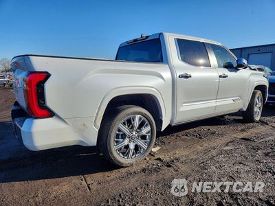 Trzecie zdjęcie samochodu z tyłu: 2025 TOYOTA TUNDRA CREWMAX CAPSTONE VIN:5TFVC5DB4SX098305 - miniatura