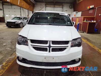 Piąte zdjęcie samochodu w środku: 2019 DODGE GRAND CARAVAN GT VIN:2C4RDGEG6KR769752 - miniatura