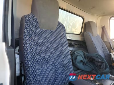 Zdjęcie 11 z 14 samochodu: 2024 ISUZU NRR VIN:JALE5W163R7300258 - miniatura