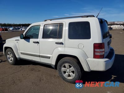 Drugie zdjęcie samochodu z przodu: 2011 JEEP LIBERTY SPORT VIN:1J4PN2GK4BW536110 - miniatura
