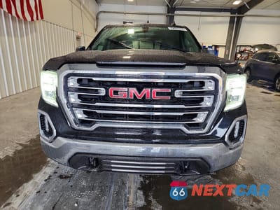 Piąte zdjęcie samochodu w środku: 2020 GMC SIERRA K1500 SLT VIN:3GTU9DEDXLG361049 - miniatura