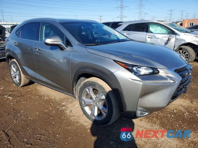 Czwarte zdjęcie samochodu z boku: 2017 LEXUS NX 200T BASE VIN:JTJBARBZ0H2111196 - miniatura