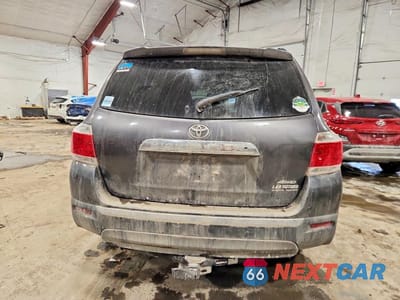 Zdjęcie 6 z 13 samochodu: 2011 TOYOTA HIGHLANDER BASE VIN:5TDBK3EH0BS052750 - miniatura