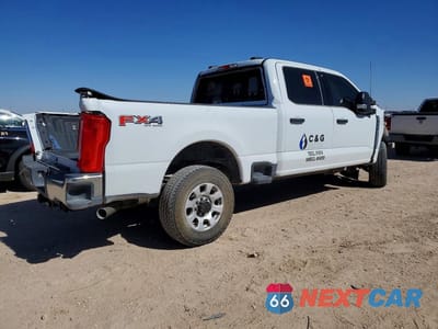 Trzecie zdjęcie samochodu z tyłu: 2024 FORD F250 SUPER DUTY VIN:1FT7W2BN2RED74675 - miniatura