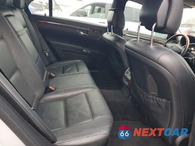 Zdjęcie 10 z 11 samochodu: 2012 MERCEDES-BENZ S 550 VIN:WDDNG7DBXCA449003 - miniatura