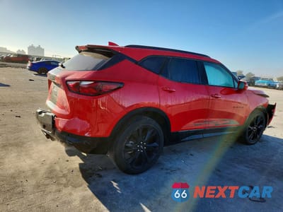 Trzecie zdjęcie samochodu z tyłu: 2020 CHEVROLET BLAZER RS VIN:3GNKBERS5LS631514 - miniatura