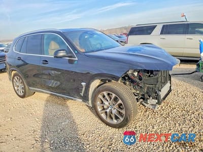 Czwarte zdjęcie samochodu z boku: 2024 BMW X5 XDRIVE40I VIN:5UX23EU03R9V31952 - miniatura