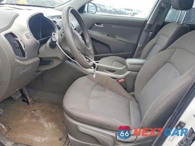 Zdjęcie 7 z 12 samochodu: 2014 KIA SPORTAGE BASE VIN:KNDPB3AC7E7549440 - miniatura