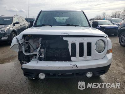 Piąte zdjęcie samochodu w środku: 2011 JEEP PATRIOT SPORT VIN:1J4NF1GB0BD174139 - miniatura