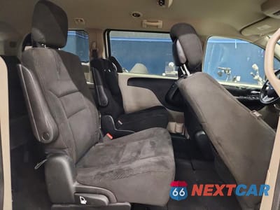 Zdjęcie 11 z 12 samochodu: 2016 DODGE GRAND CARAVAN SXT VIN:2C4RDGCG0GR327706 - miniatura