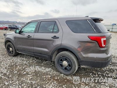 Drugie zdjęcie samochodu z przodu: 2017 FORD EXPLORER POLICE INTERCEPTOR VIN:1FM5K8AR1HGE02135 - miniatura