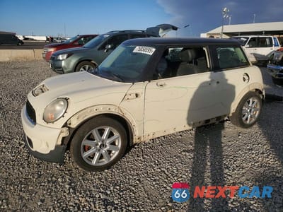2011 MINI COOPER S WMWSV3C52BTY23076 - główne zdjęcie licytacji z USA - miniatura