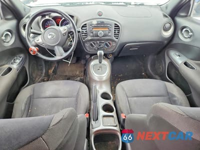 Zdjęcie 8 z 13 samochodu: 2011 NISSAN JUKE S VIN:JN8AF5MR6BT015004 - miniatura