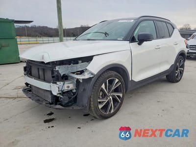 2022 VOLVO XC40 T5 R-DESIGN YV4162UMXN2791495 - główne zdjęcie licytacji z USA - miniatura