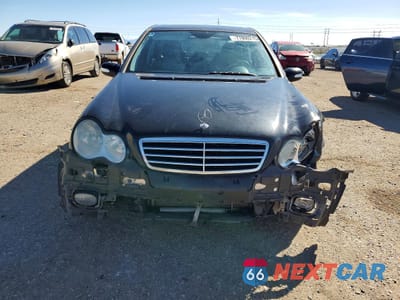 Piąte zdjęcie samochodu w środku: 2007 MERCEDES-BENZ C 230 VIN:WDBRF52H97F928272 - miniatura