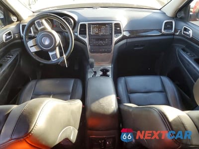 Zdjęcie 8 z 13 samochodu: 2013 JEEP GRAND CHEROKEE LAREDO VIN:1C4RJFAG1DC528587 - miniatura