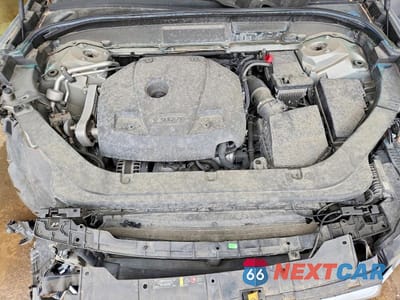 Zdjęcie 12 z 12 samochodu: 2018 VOLVO XC60 T5 MOMENTUM VIN:YV4102RK4J1066080 - miniatura