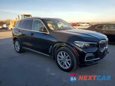 Czwarte zdjęcie samochodu z boku: 2020 BMW X5 SDRIVE 40I VIN:5UXCR4C09L9B80022 - miniatura
