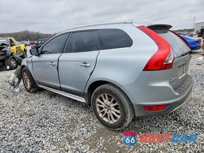 Drugie zdjęcie samochodu z przodu: 2010 VOLVO XC60 T6 VIN:YV4992DZ4A2081119 - miniatura