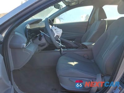 Zdjęcie 7 z 13 samochodu: 2024 HYUNDAI ELANTRA SEL VIN:KMHLM4DG2RU756947 - miniatura