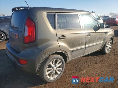 Trzecie zdjęcie samochodu z tyłu: 2012 KIA SOUL + VIN:KNDJT2A61C7404818 - miniatura