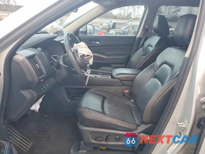 Zdjęcie 7 z 13 samochodu: 2024 NISSAN PATHFINDER SL VIN:5N1DR3CA7RC204525 - miniatura