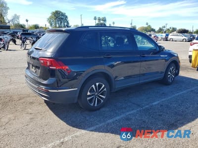 Trzecie zdjęcie samochodu z tyłu: 2022 VOLKSWAGEN TIGUAN S VIN:3VV1B7AX6NM164135 - miniatura