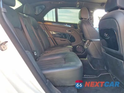 Zdjęcie 10 z 12 samochodu: 2012 BENTLEY MULSANNE VIN:SCBBB7ZH0CC017066 - miniatura