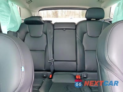 Zdjęcie 10 z 12 samochodu: 2025 VOLVO XC60 CORE VIN:YV4M12RJ7S1006670 - miniatura